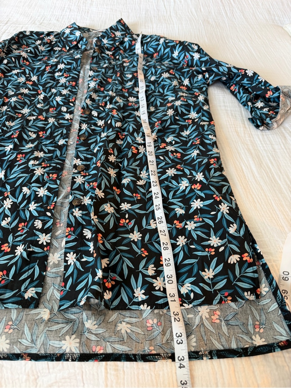 Women’s Button-Down Floral Shirt and Shorts Set in Navy Blue Floral - Picture 12 of 14